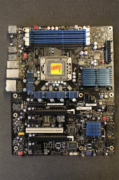 Intel Desktop Board DX58SO Intel X58 Mainboard ATX Sockel 1366   #36106