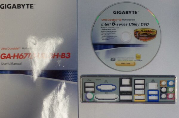 Gigabyte GA-H67A-UD3H-B3 - Handbuch - Blende - Treiber CD   #305868