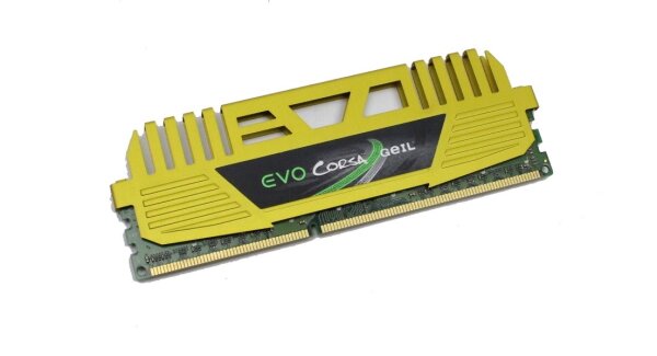GeIL EVO Corsa 8 GB (1x8GB) GOC332GB1333C9QC DDR3-1333 PC3-10667   #306121